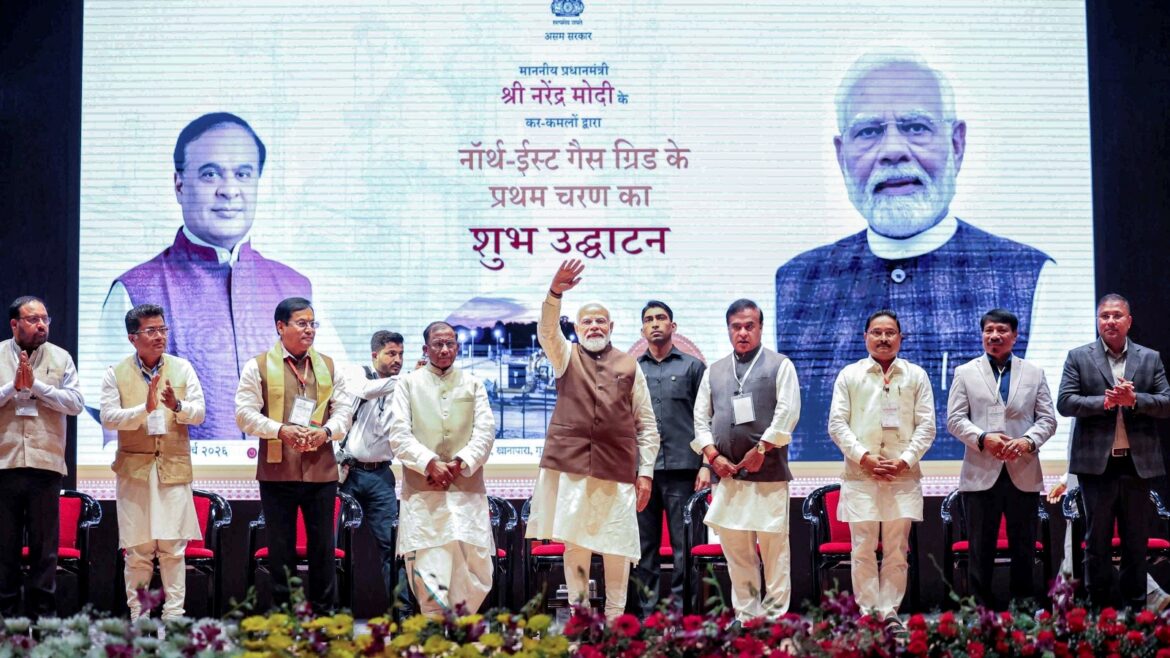 Modi hands over land rights to tea workers, Modi hands over land rights to Assam tea workers, Assam tea workers, Assam tea workers land rights, PM-KISAN scheme, Narendra Modi, Assam government, Indian express news, current affairs