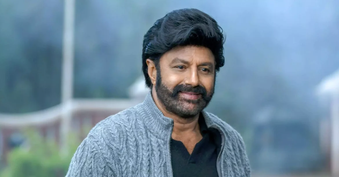 tmdb-header-middle-logo